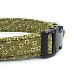 The Lily Bowtie